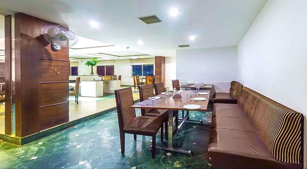 Hotel Central Park Ongole Exteriér fotografie
